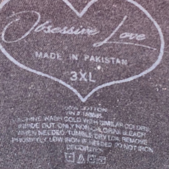 Plus size crop top - Picture 4 of 4